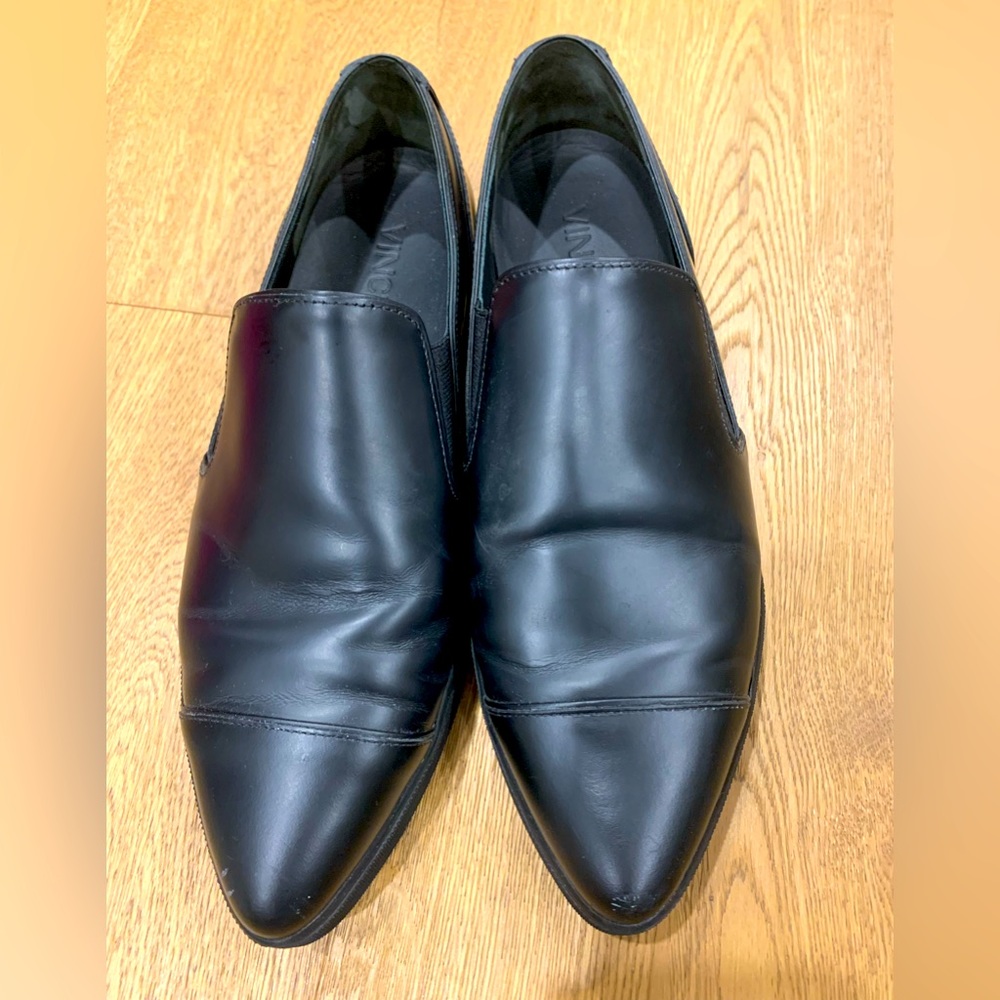 Vince Paeyre pointy toe slip on sneaker - Size 7.5